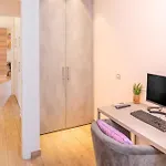 Millyholidays - Lilla - Center - Nearby - Private Garden - Pool Apartmán